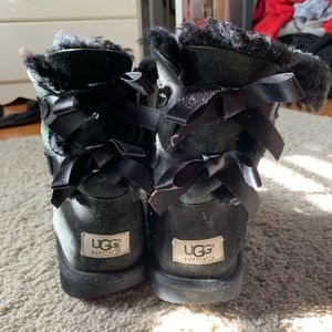 Bailey Bow II UGGs